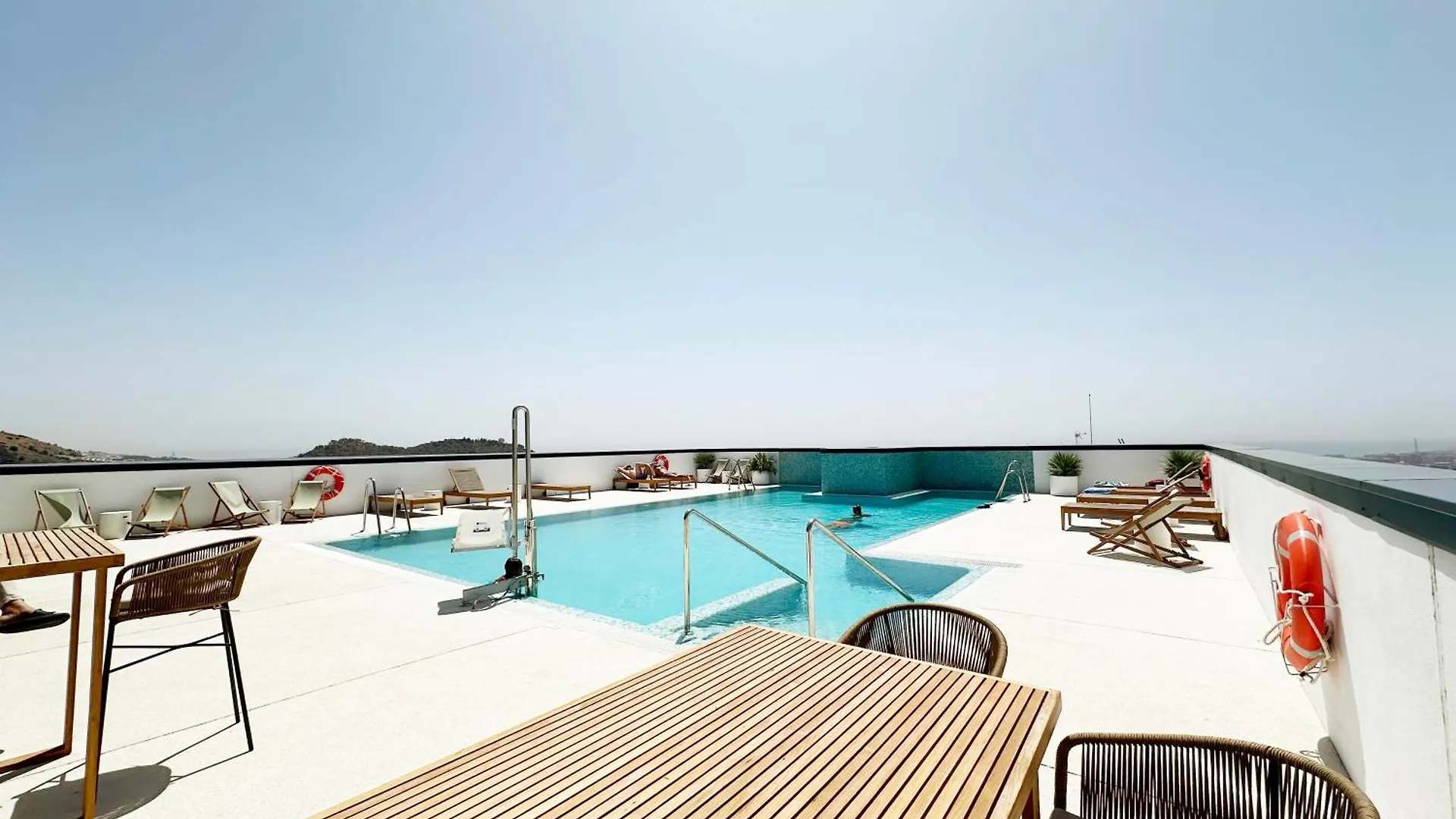 One Bed Apartment On 14 Floor Urban Sky By P&O Malaga